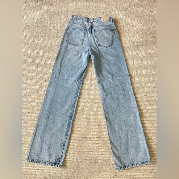 Zara High Waisted Straight Leg Jeans in Light Wash - Picture 10 of 11